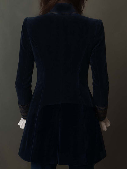 Victoria - Chaqueta Larga de Terciopelo Bordado