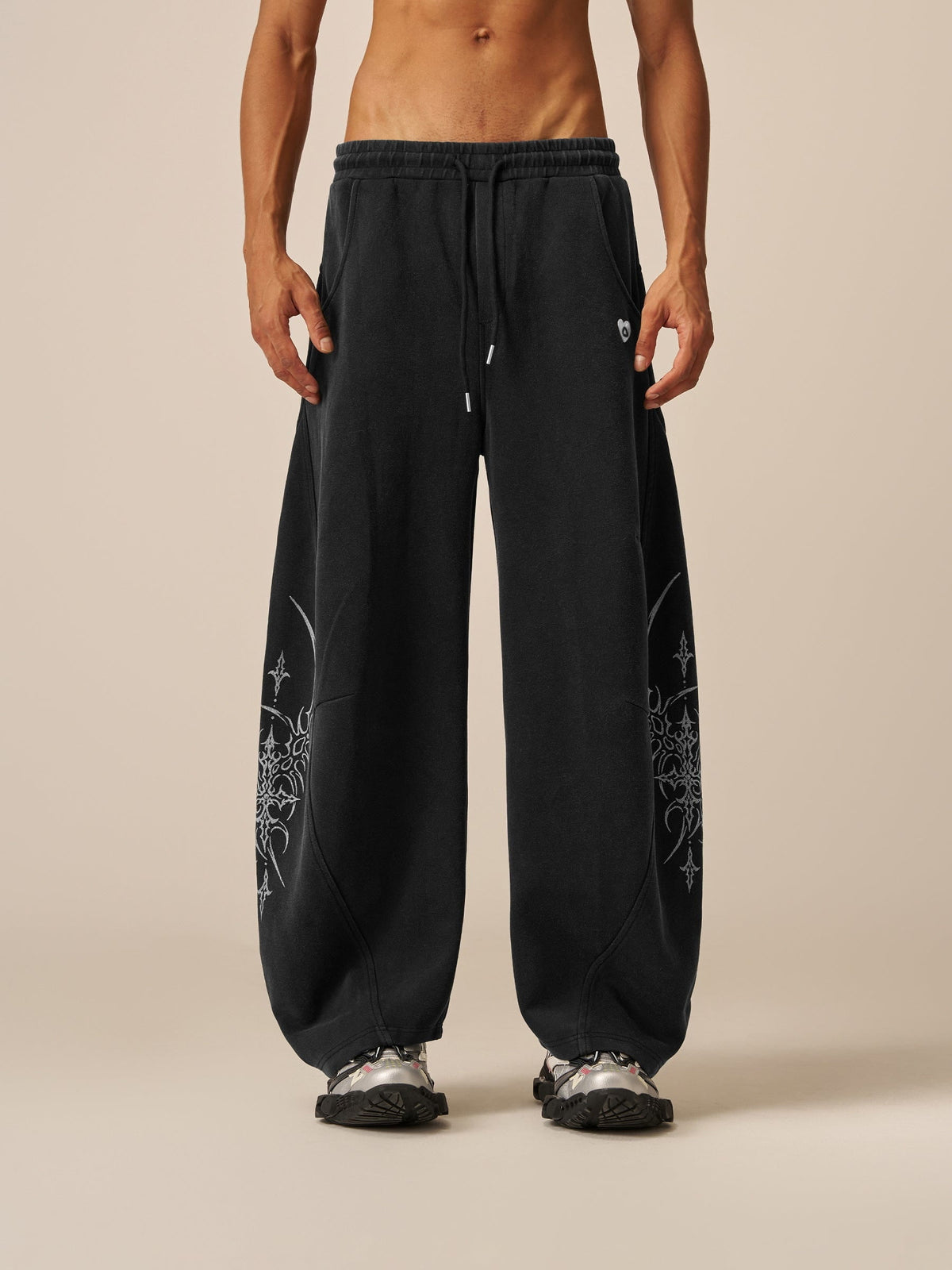 Kilian | Jogger Barril Ancho Efecto Desgastado