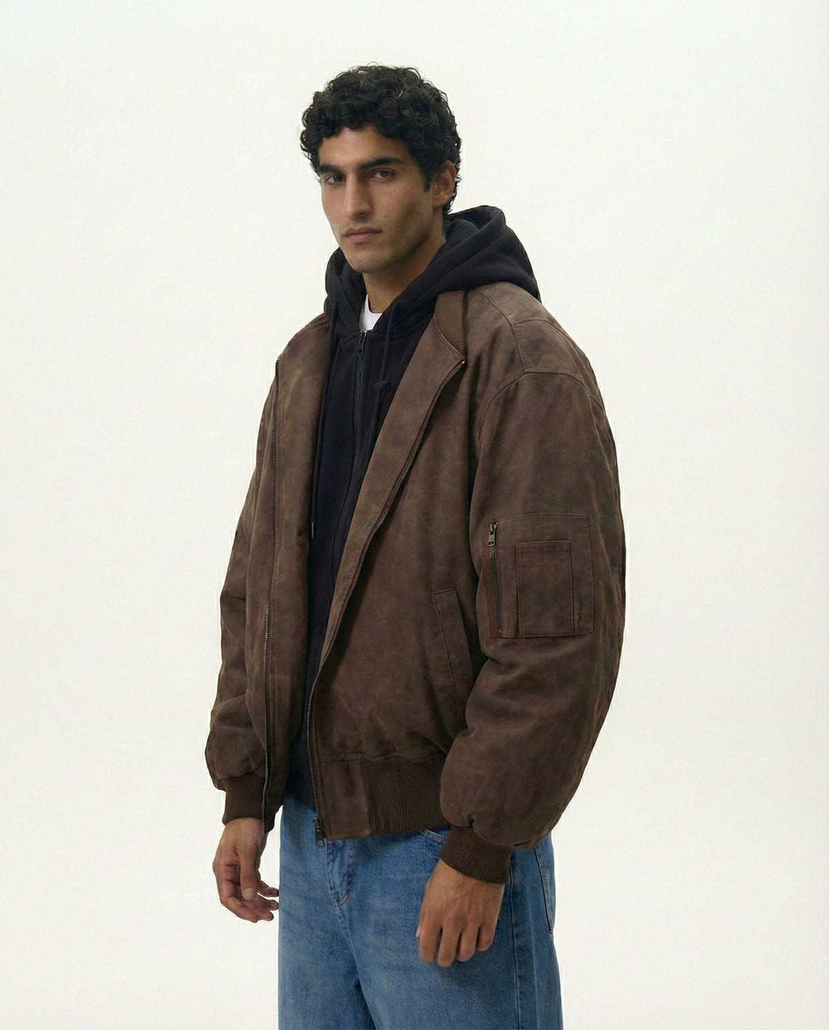 Vanity | Bomber Premium