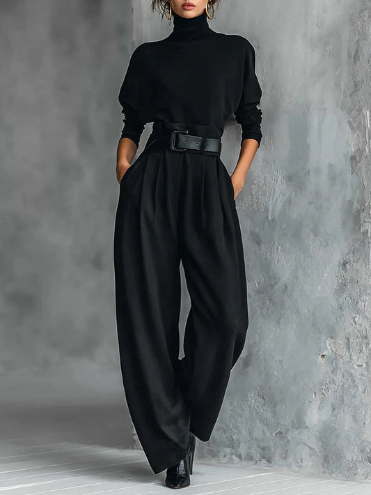 Olivia | Conjunto Negro de Cuello Alto con Cinturón