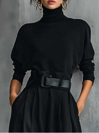 Olivia | Conjunto Negro de Cuello Alto con Cinturón